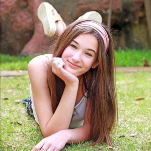 Meet your Posher, Ally